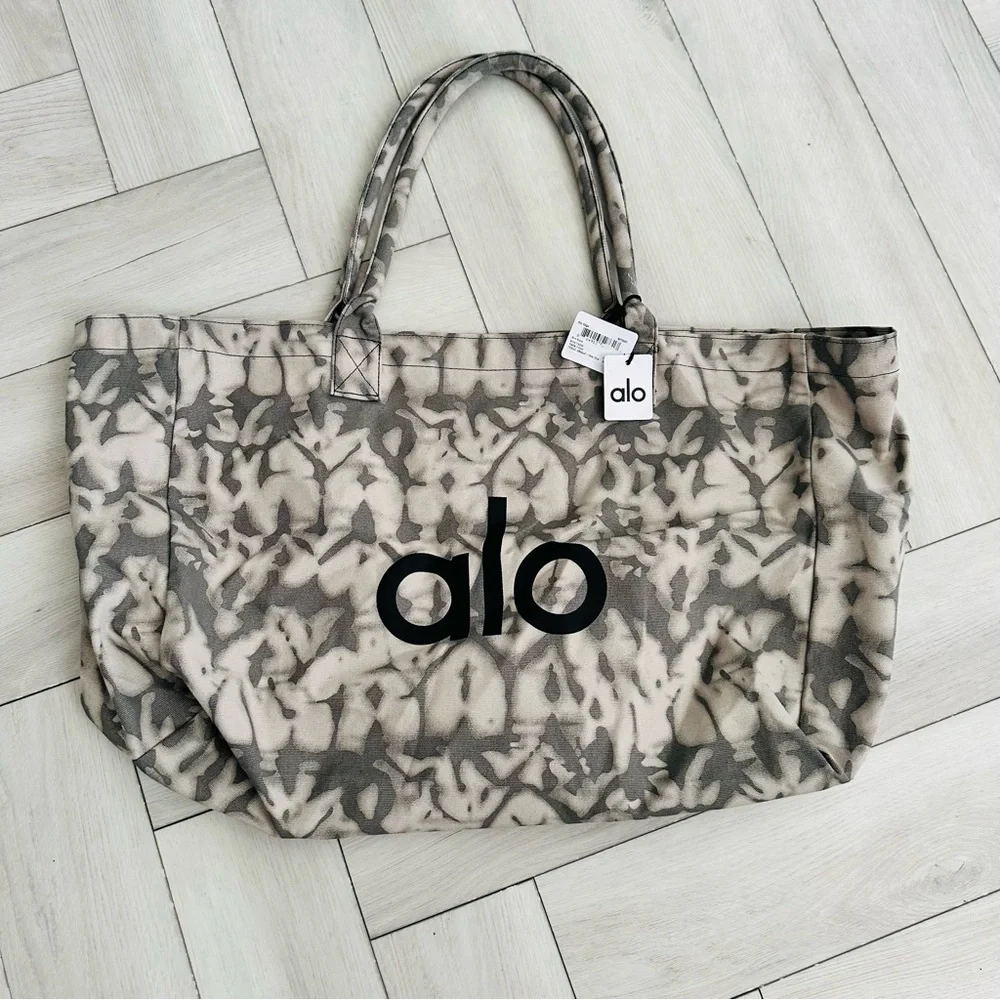 ALO Yoga | Bags | Alo Iconic Tie Dye Shopping Tote Bag | Poshmark